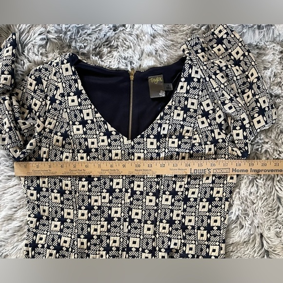 TAYLOR || women’s size 6 Navy Blue & Cream Geometric Textured Dress - Picture 14 of 14
